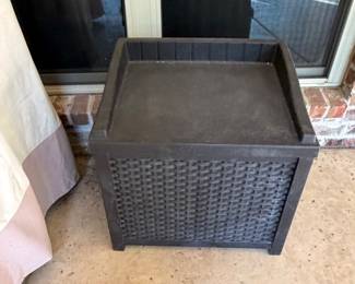 Suncast Wicker Deck Box