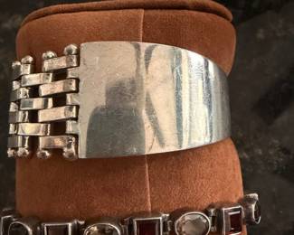 Vintage Taxco Mexico Sterling Silver Bracelet Signed. A. Cleoni (Antoinette Cleoni) bracelet featuring garnet and smoky quartz gemstones