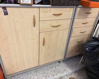 Clinton Laminate Base Cabinets 