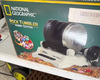 National Geographic Rock Tumbler New in Box 