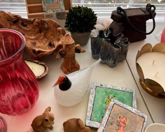MISCELLANEOUS DECOR