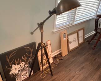 VINTAGE LAMP