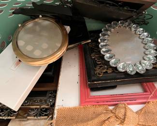 PICTURE FRAMES