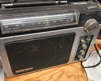 VINTAGE RADIO