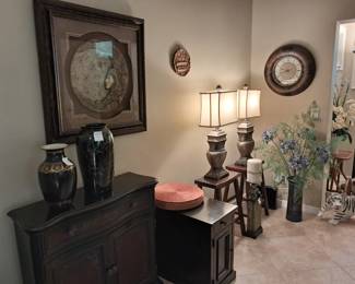 Table lamps vases clock