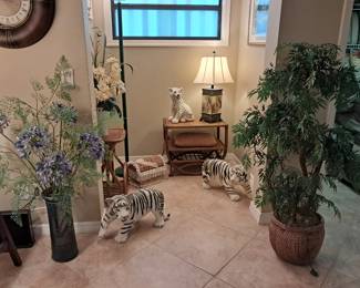 Large lighted artificial plant