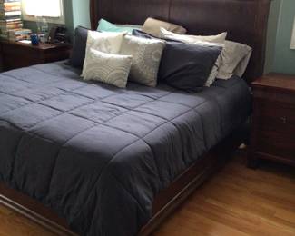 King size bed
