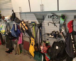 Rakes, shovels & tools