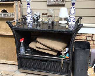 Tea cart