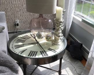 Clock side table