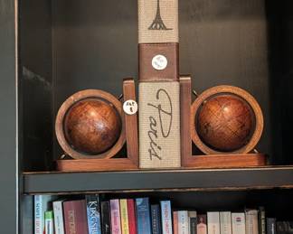 Books, bookends