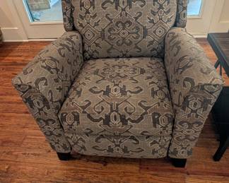 Recliner 