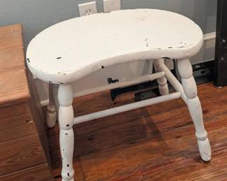 White stool