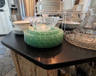Clear glass plates 