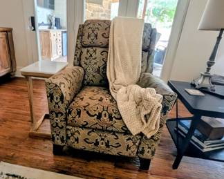 Recliner