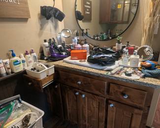Bathroom toiletries 