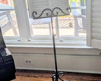 Music/book stand