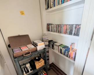 Cassettes, dvds, cds, etc 