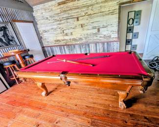 Pool table
