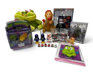 Arcade Prize Collectibles Pushes, Puzzles, Figurines,  More
