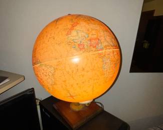 Lighted globe