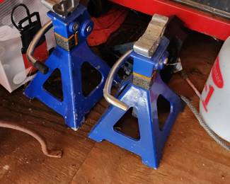  Two blue jack stands