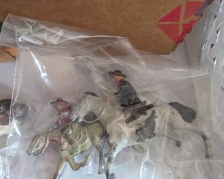 Cowboy vintage lead toys