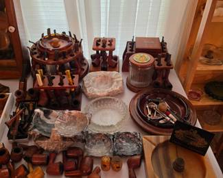 Smoke pipes and ashtrays