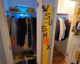 WSU mens and womens clothing and gear