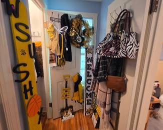 WSU decor and gear