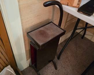 Vintage table with handle
