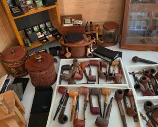 Smoke pipe collection