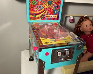 American Girl Julie's "The Flip Side" Pinball Machine