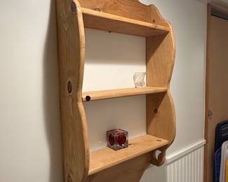 Vintage Hard Rock Maple Wood Wall Shelf Cushman Colonial Vermont Spice Rack