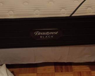 Beautyrest Black K-Class Firm Pillowtop Queen Mattress
