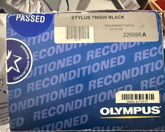 Olympus Stylus 790SW Digital Camera