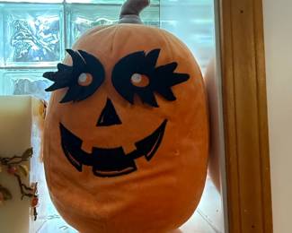Squishmallows Paige the Pumpkin Halloween Plush