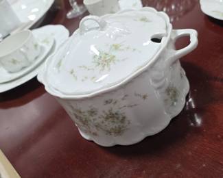 Rosenthal Classic Rose Collection Catherine 99 piece set