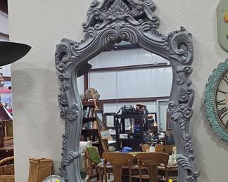 Ornate Rococo-Style Wall Mirror with Acanthus Leaf and Floral Motifs