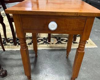 Antique Sheraton Style Tiger Maple and Cherry Side Table Sug-3