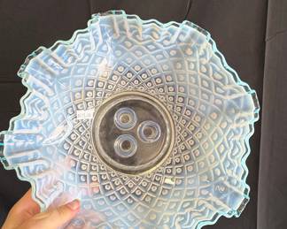Fenton Aqua Crest Diamond Lace Opalescent Ruffled Bowl Riscam5-26-37