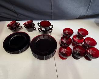 Anchor Hocking Royal Ruby Red Glass Dinnerware Set