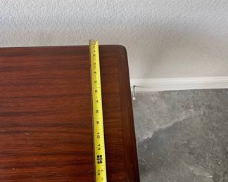Vintage Mahogany Console Table with Cabriole Legs and Ball-and-Claw Feet Riscam5-26-14