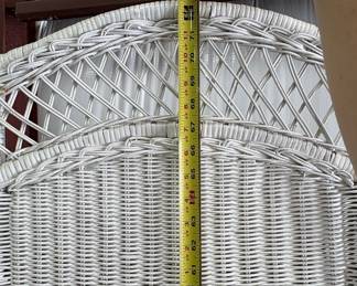 Vintage White Wicker Room Divider Screen Riscam5-26-22