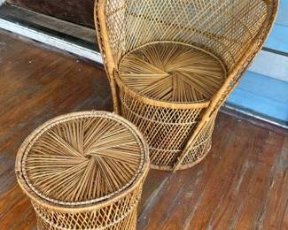 216 Wicker Barrel Chair  Ottoman