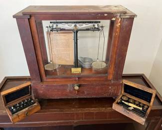 216 Eimer  Amend Voland  Sons Antique Apothecary Scale