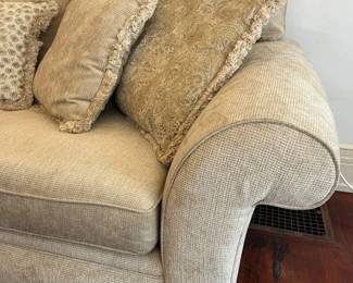 216 Alan White Chenille Sofa Upholstery Detail