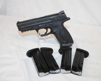 Smith & Wesson M&P 9mm Pistol w/ 4.5" barrel with 5 mags, SN HSJ2434 **ATF LAWS APPLY**