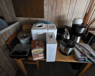 Various Kitchen Appliances Also Pots and Pans New or Nearly New Condition