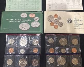 1992  1993 United States Mint Uncirculated Coin Sets  P  D Mint Marks  Original Government Packa